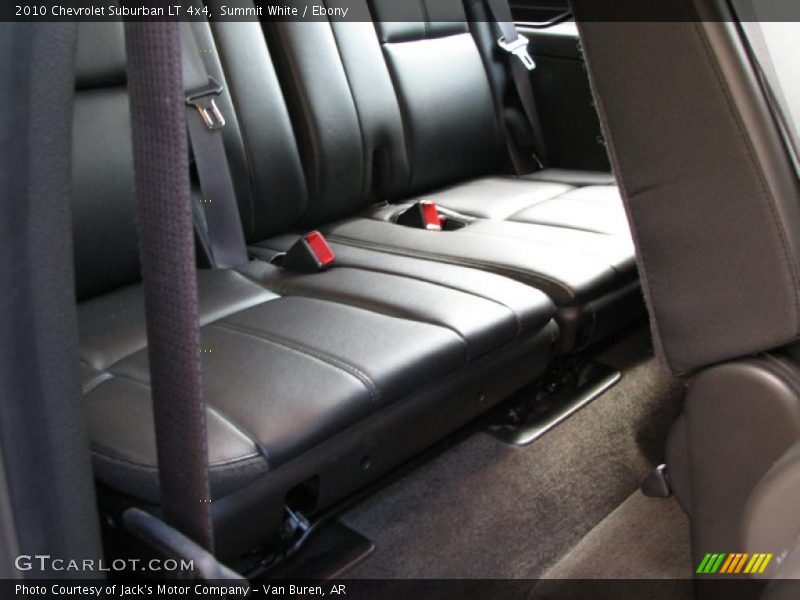 Summit White / Ebony 2010 Chevrolet Suburban LT 4x4