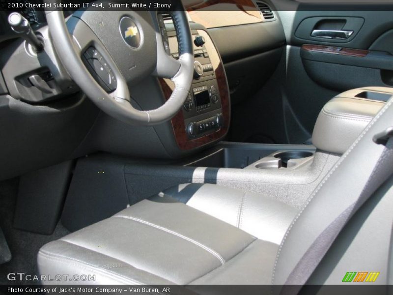 Summit White / Ebony 2010 Chevrolet Suburban LT 4x4