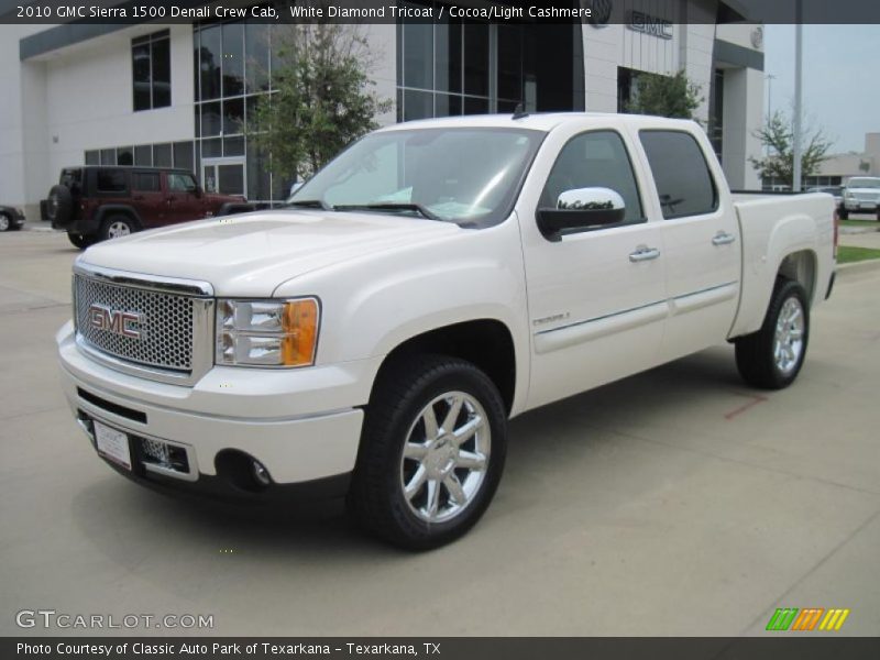 White Diamond Tricoat / Cocoa/Light Cashmere 2010 GMC Sierra 1500 Denali Crew Cab
