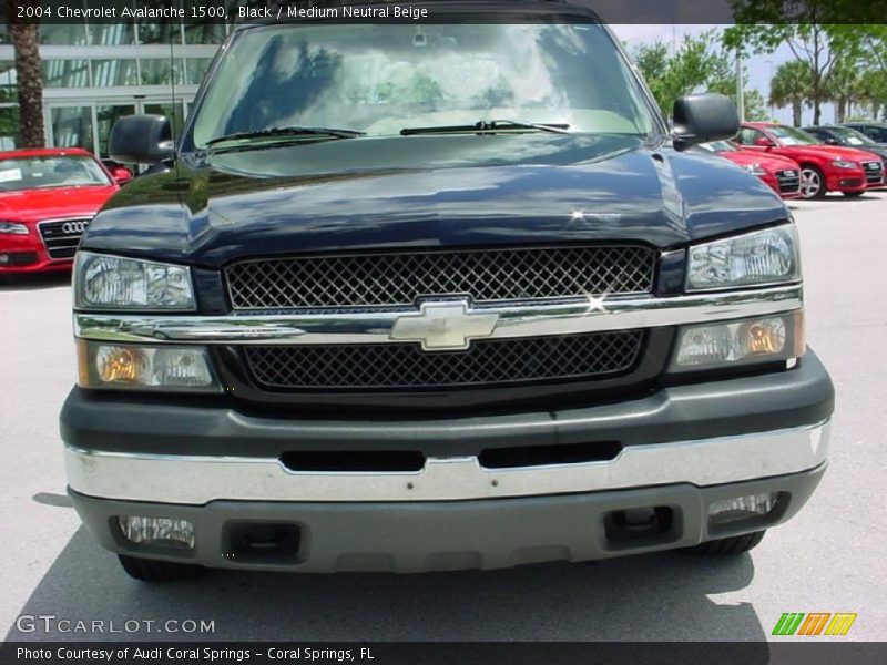 Black / Medium Neutral Beige 2004 Chevrolet Avalanche 1500