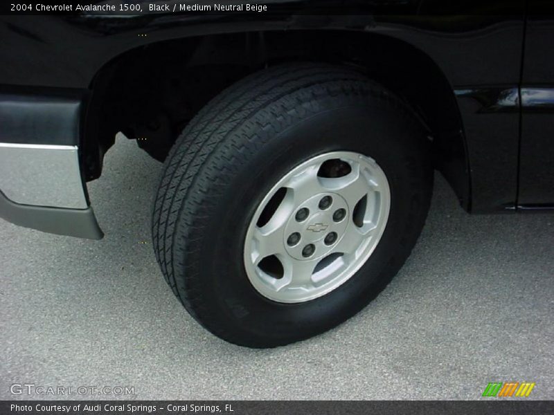 Black / Medium Neutral Beige 2004 Chevrolet Avalanche 1500