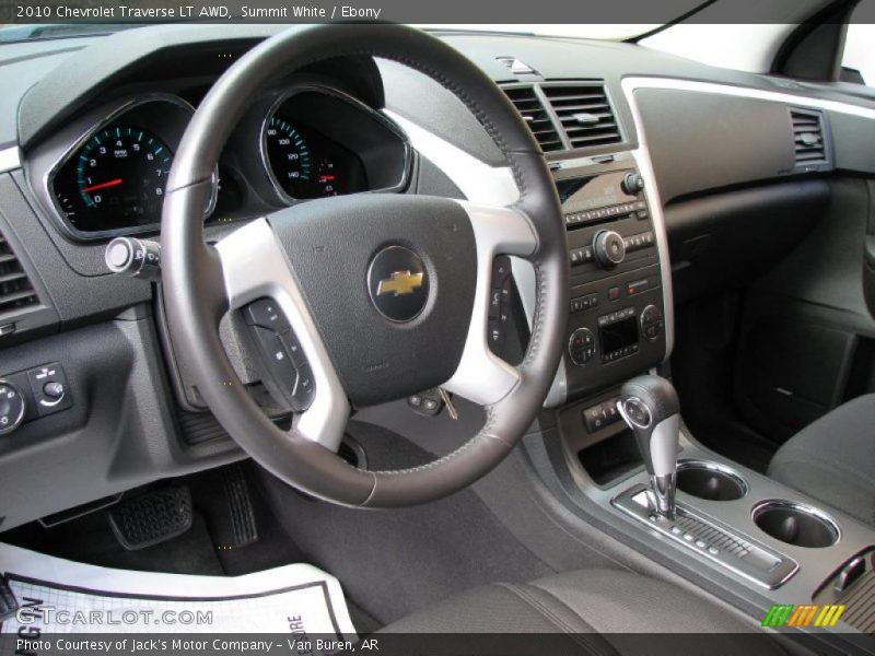 Summit White / Ebony 2010 Chevrolet Traverse LT AWD