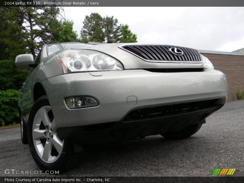 Millinnium Silver Metallic / Ivory 2004 Lexus RX 330