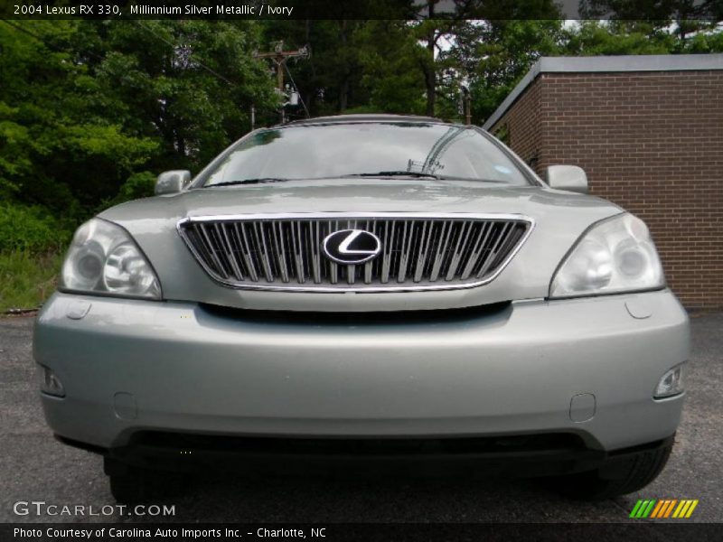 Millinnium Silver Metallic / Ivory 2004 Lexus RX 330