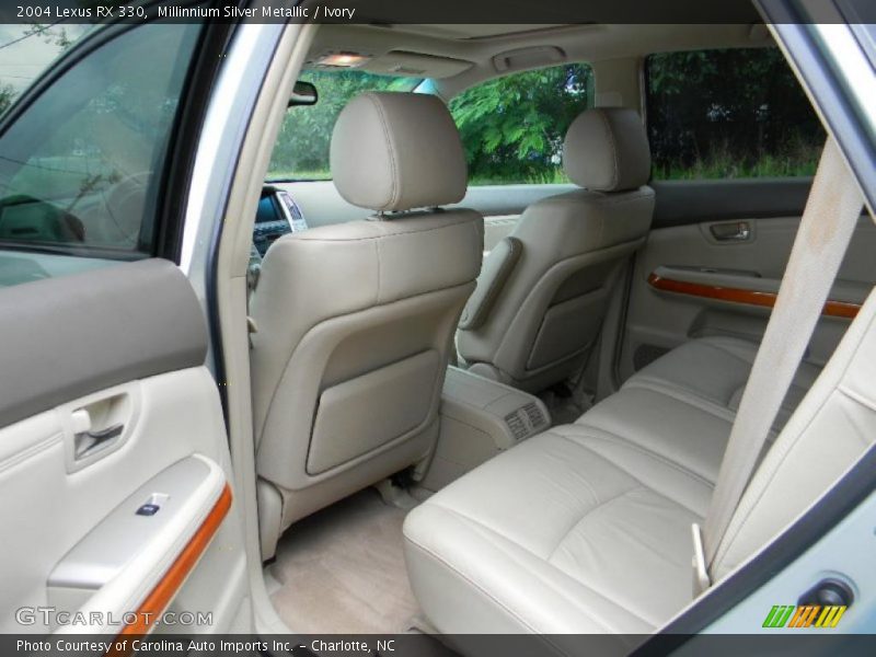 Millinnium Silver Metallic / Ivory 2004 Lexus RX 330