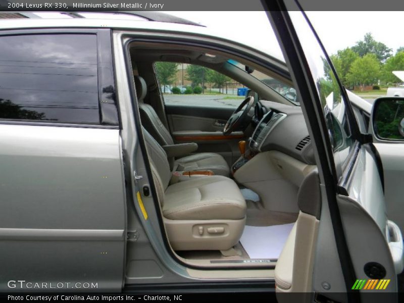 Millinnium Silver Metallic / Ivory 2004 Lexus RX 330