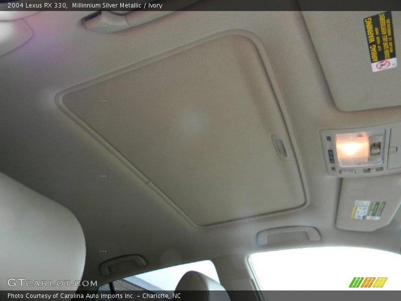 Millinnium Silver Metallic / Ivory 2004 Lexus RX 330