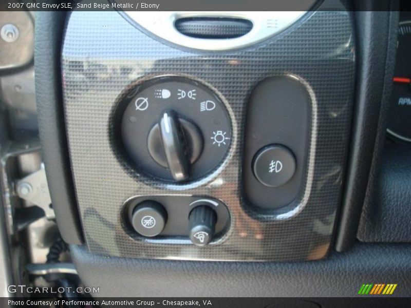 Sand Beige Metallic / Ebony 2007 GMC Envoy SLE