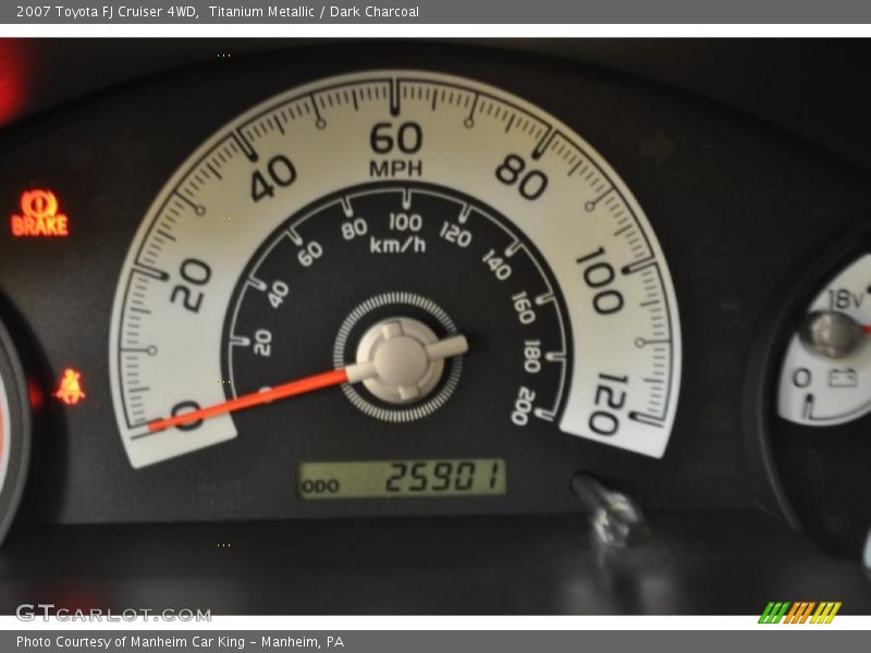 Titanium Metallic / Dark Charcoal 2007 Toyota FJ Cruiser 4WD