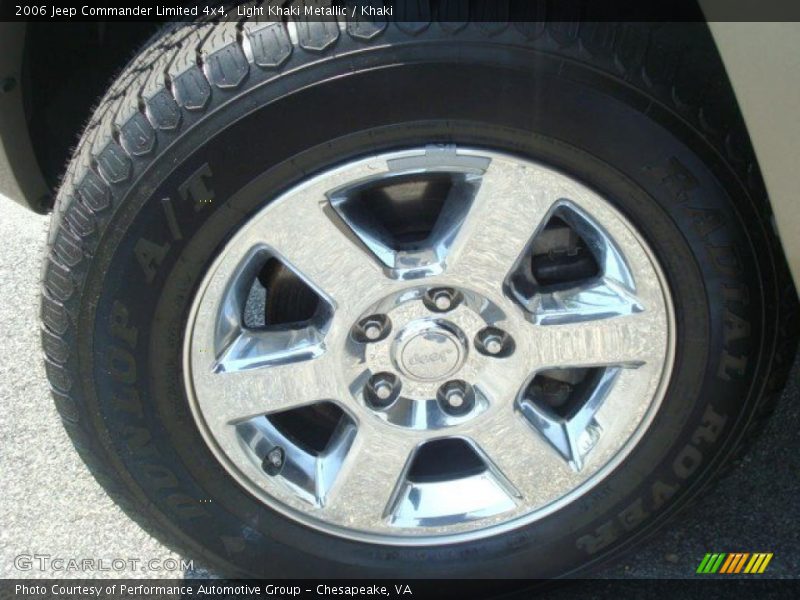 Light Khaki Metallic / Khaki 2006 Jeep Commander Limited 4x4