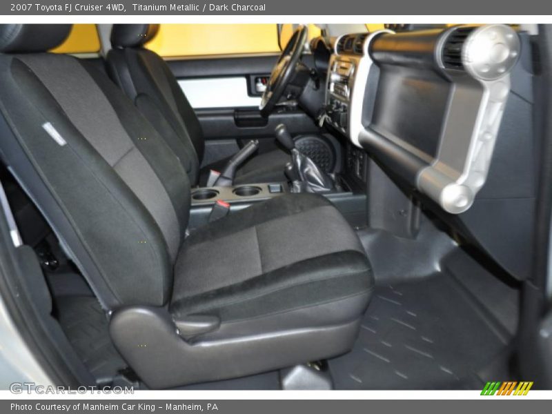 Titanium Metallic / Dark Charcoal 2007 Toyota FJ Cruiser 4WD