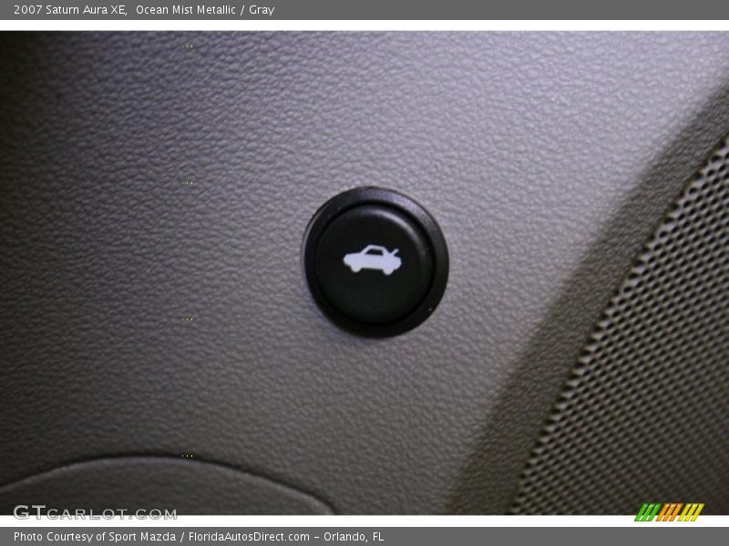 Ocean Mist Metallic / Gray 2007 Saturn Aura XE