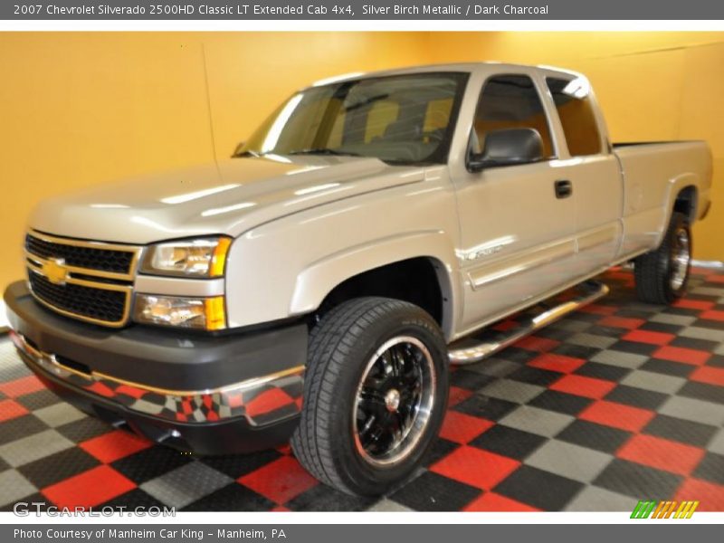 Silver Birch Metallic / Dark Charcoal 2007 Chevrolet Silverado 2500HD Classic LT Extended Cab 4x4