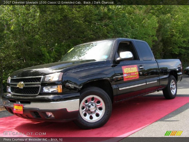 Black / Dark Charcoal 2007 Chevrolet Silverado 1500 Classic LS Extended Cab