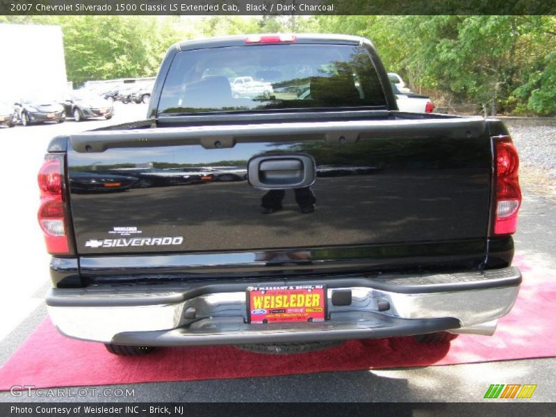 Black / Dark Charcoal 2007 Chevrolet Silverado 1500 Classic LS Extended Cab