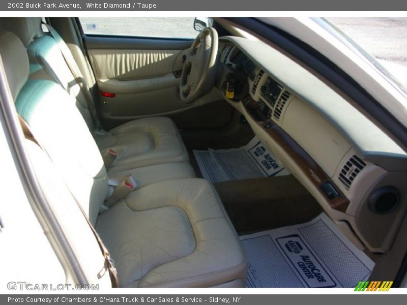 White Diamond / Taupe 2002 Buick Park Avenue