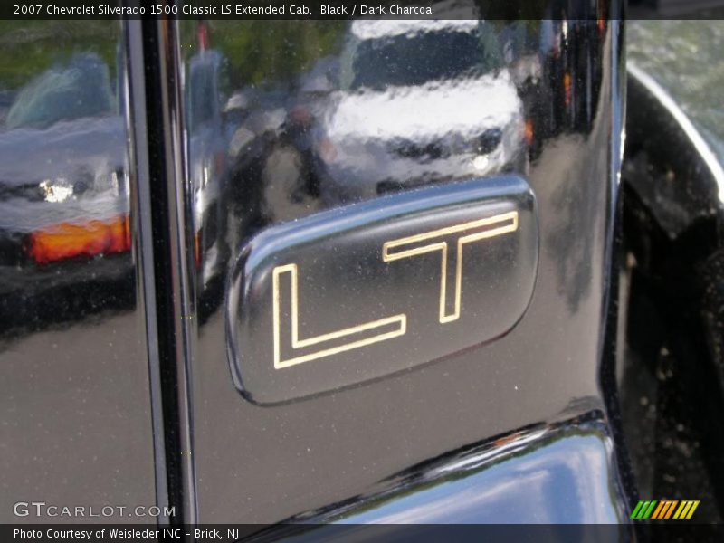 Black / Dark Charcoal 2007 Chevrolet Silverado 1500 Classic LS Extended Cab