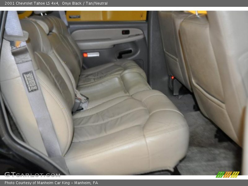 Onyx Black / Tan/Neutral 2001 Chevrolet Tahoe LS 4x4
