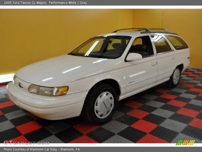 Performance White / Grey 1995 Ford Taurus GL Wagon