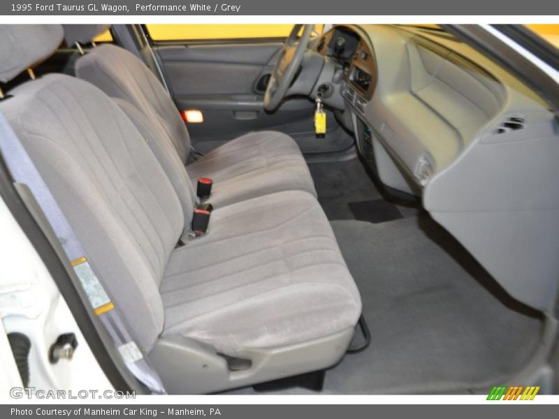 Performance White / Grey 1995 Ford Taurus GL Wagon