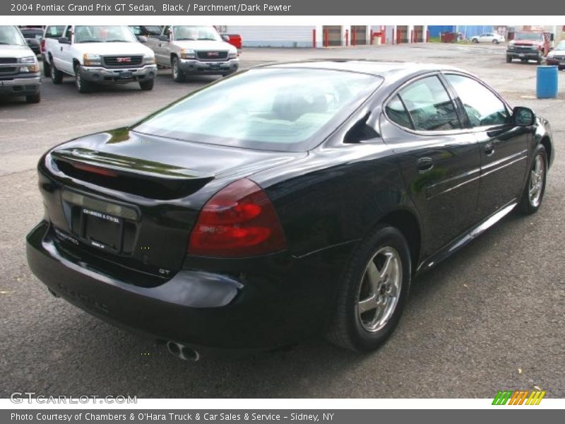 Black / Parchment/Dark Pewter 2004 Pontiac Grand Prix GT Sedan