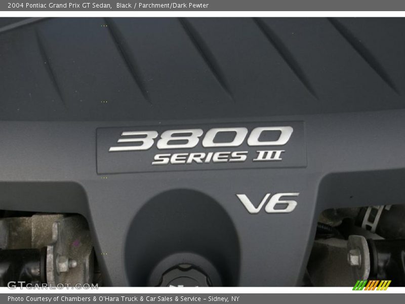 Black / Parchment/Dark Pewter 2004 Pontiac Grand Prix GT Sedan
