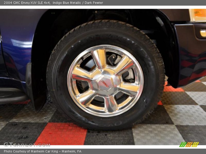 Indigo Blue Metallic / Dark Pewter 2004 GMC Envoy XUV SLE 4x4