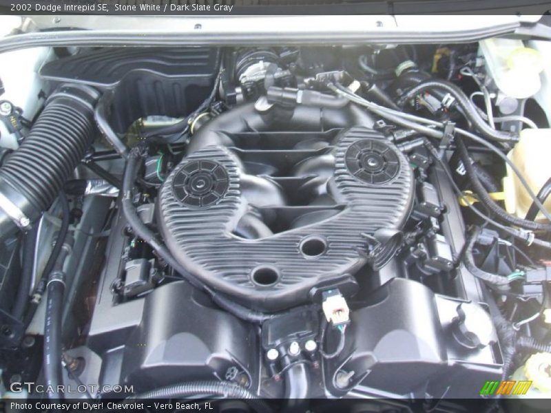 Stone White / Dark Slate Gray 2002 Dodge Intrepid SE