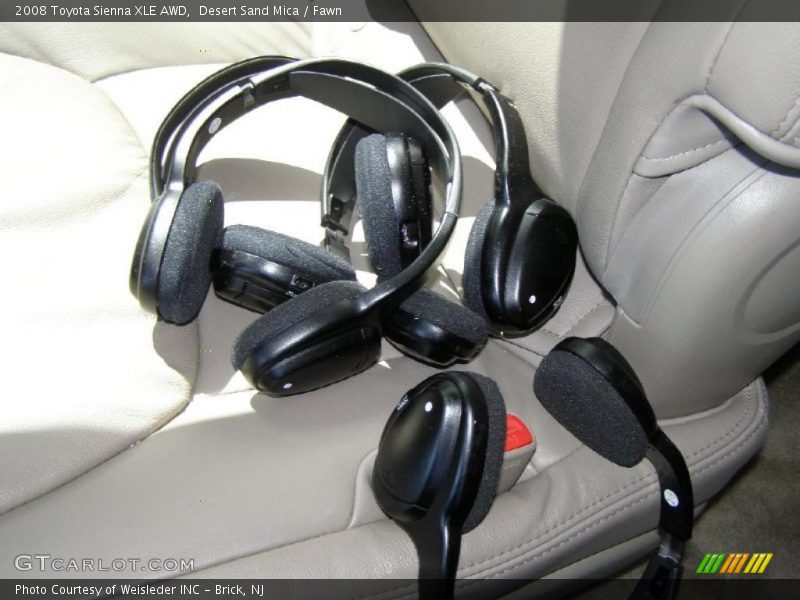 Desert Sand Mica / Fawn 2008 Toyota Sienna XLE AWD