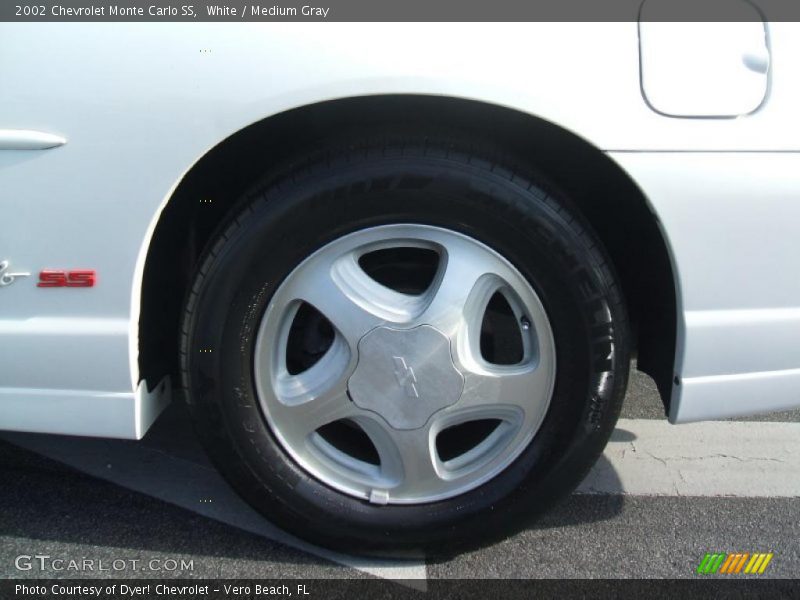 White / Medium Gray 2002 Chevrolet Monte Carlo SS