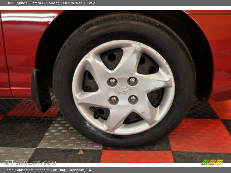 Electric Red / Gray 2006 Hyundai Elantra GLS Sedan