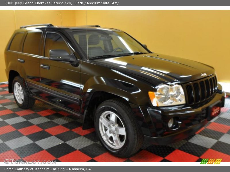 Black / Medium Slate Gray 2006 Jeep Grand Cherokee Laredo 4x4