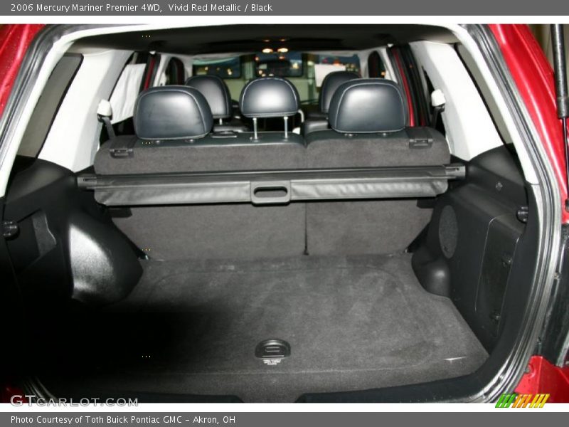 Vivid Red Metallic / Black 2006 Mercury Mariner Premier 4WD