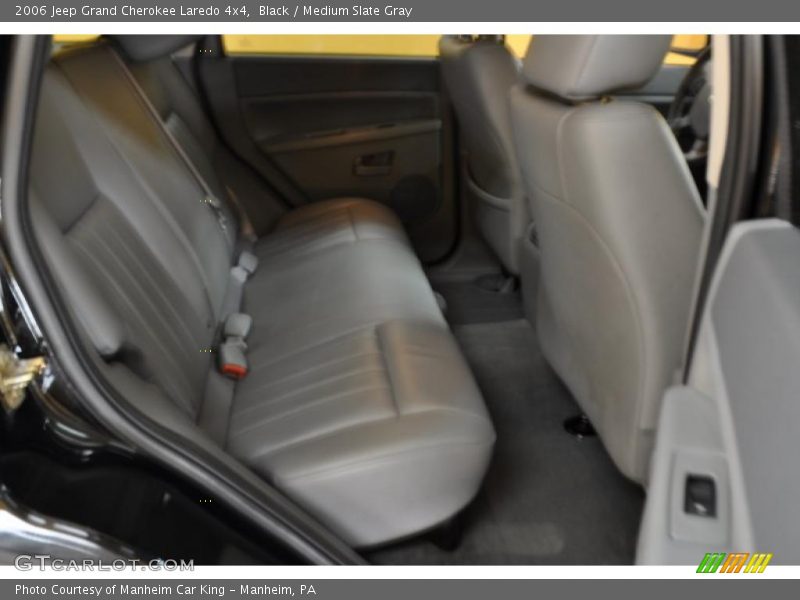 Black / Medium Slate Gray 2006 Jeep Grand Cherokee Laredo 4x4