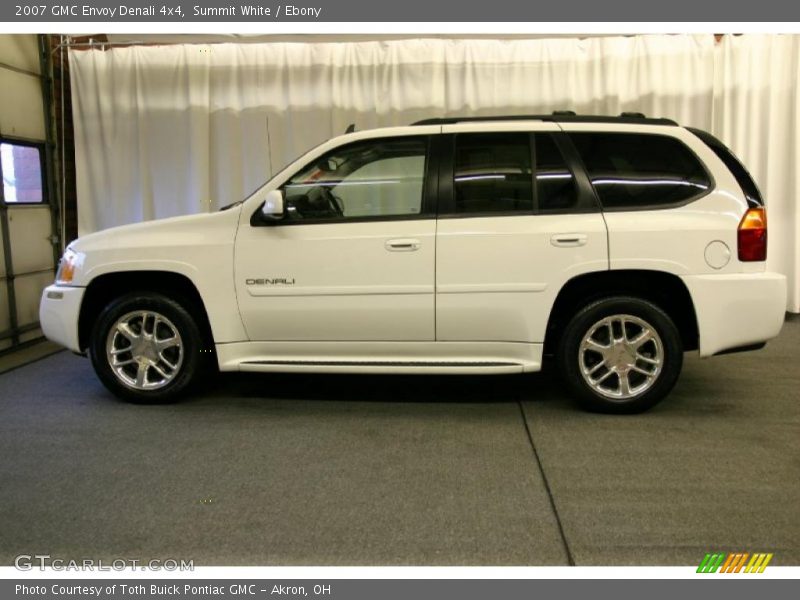 Summit White / Ebony 2007 GMC Envoy Denali 4x4