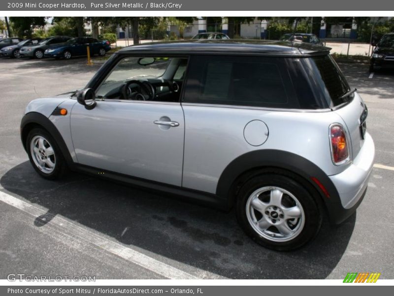 Pure Silver Metallic / Black/Grey 2009 Mini Cooper Hardtop