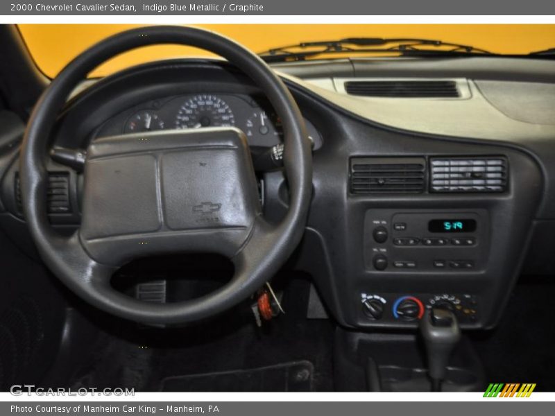 Indigo Blue Metallic / Graphite 2000 Chevrolet Cavalier Sedan