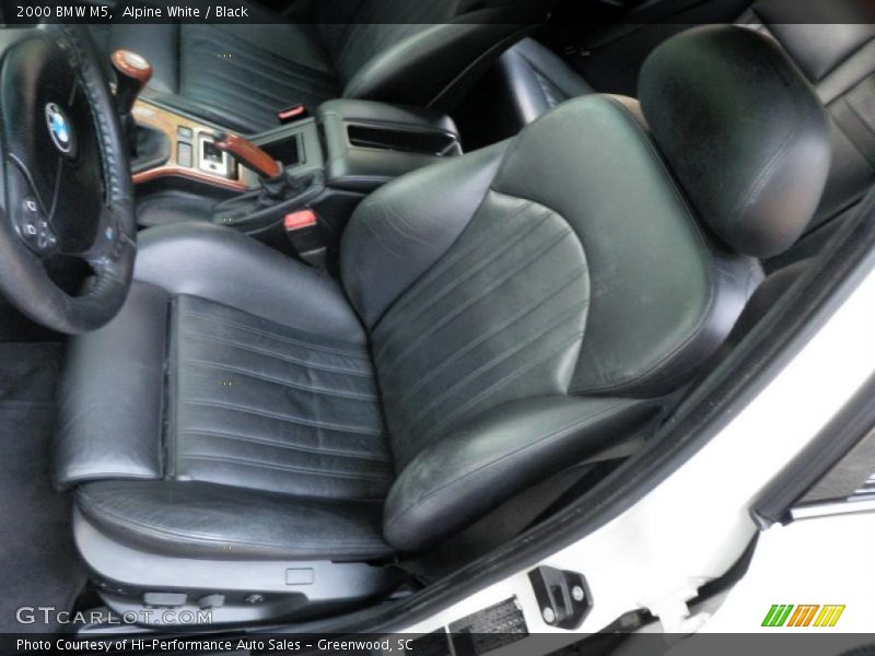 Alpine White / Black 2000 BMW M5