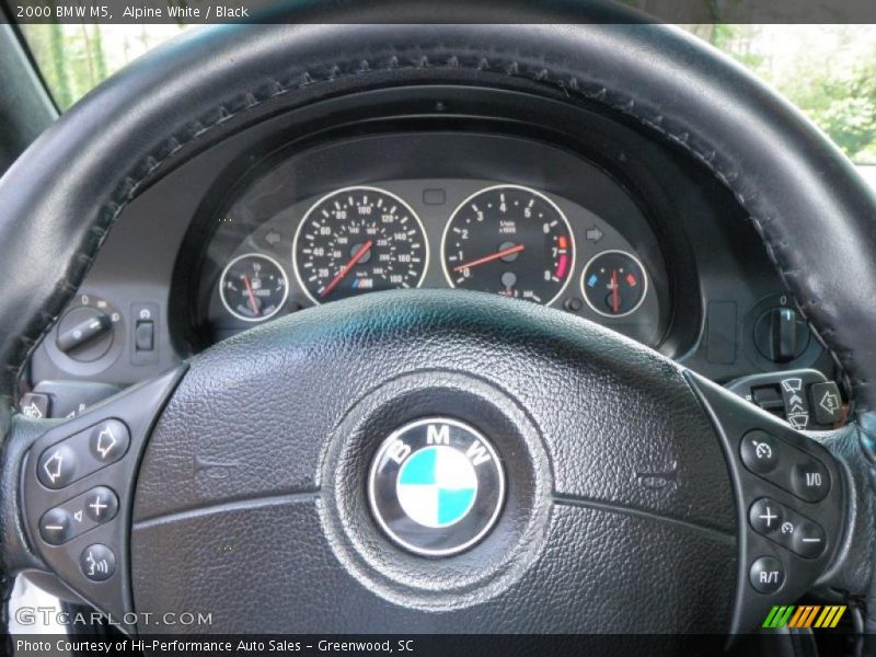 Alpine White / Black 2000 BMW M5