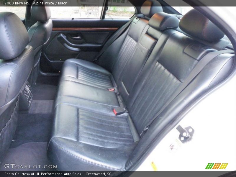 Alpine White / Black 2000 BMW M5