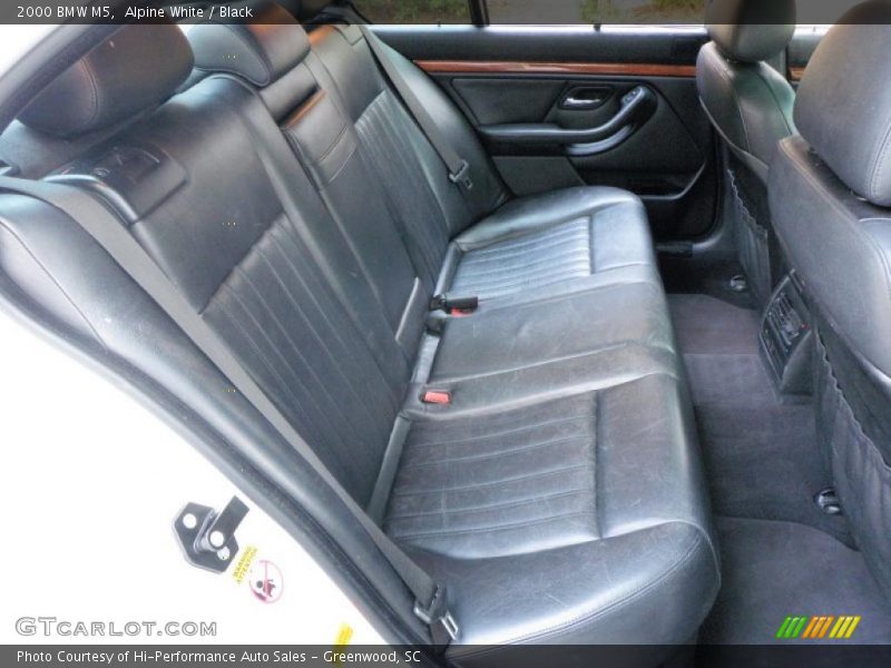 Alpine White / Black 2000 BMW M5