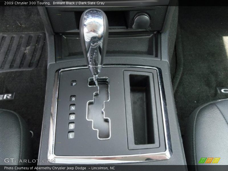 Brilliant Black / Dark Slate Gray 2009 Chrysler 300 Touring