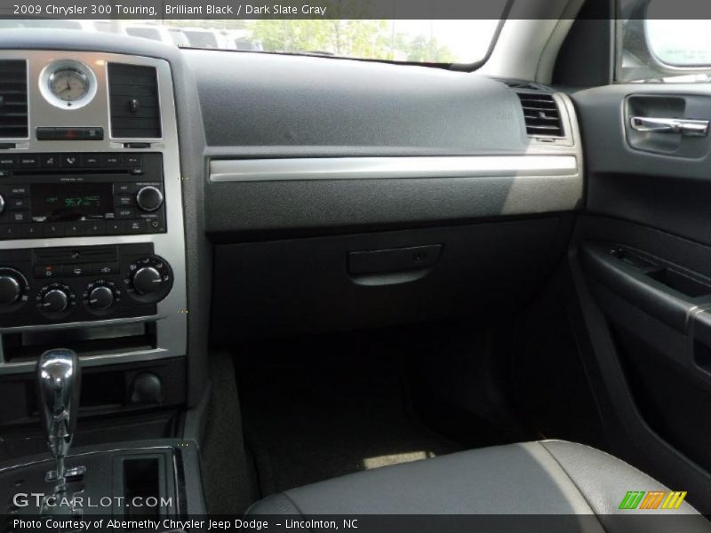 Brilliant Black / Dark Slate Gray 2009 Chrysler 300 Touring