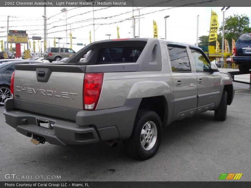 Light Pewter Metallic / Medium Neutral 2002 Chevrolet Avalanche