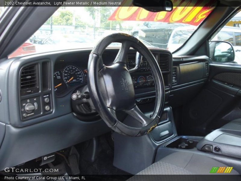 Light Pewter Metallic / Medium Neutral 2002 Chevrolet Avalanche