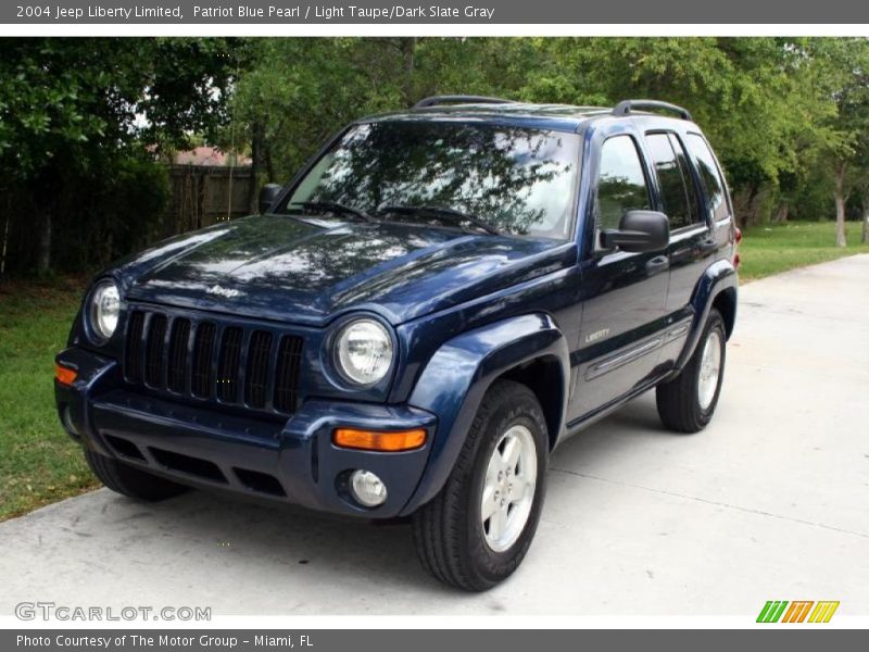 Patriot Blue Pearl / Light Taupe/Dark Slate Gray 2004 Jeep Liberty Limited