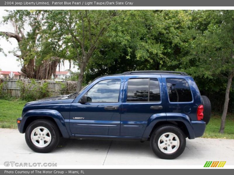 Patriot Blue Pearl / Light Taupe/Dark Slate Gray 2004 Jeep Liberty Limited
