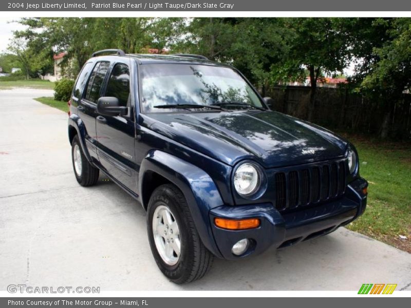 Patriot Blue Pearl / Light Taupe/Dark Slate Gray 2004 Jeep Liberty Limited
