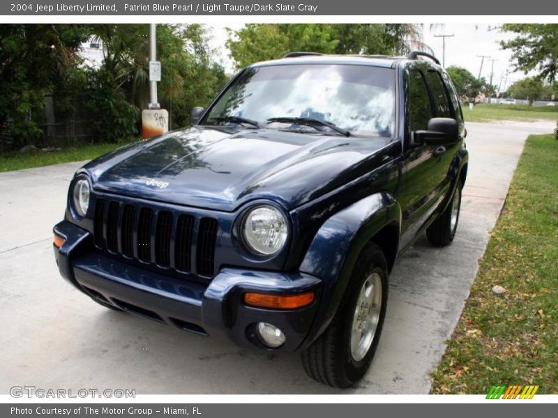 Patriot Blue Pearl / Light Taupe/Dark Slate Gray 2004 Jeep Liberty Limited
