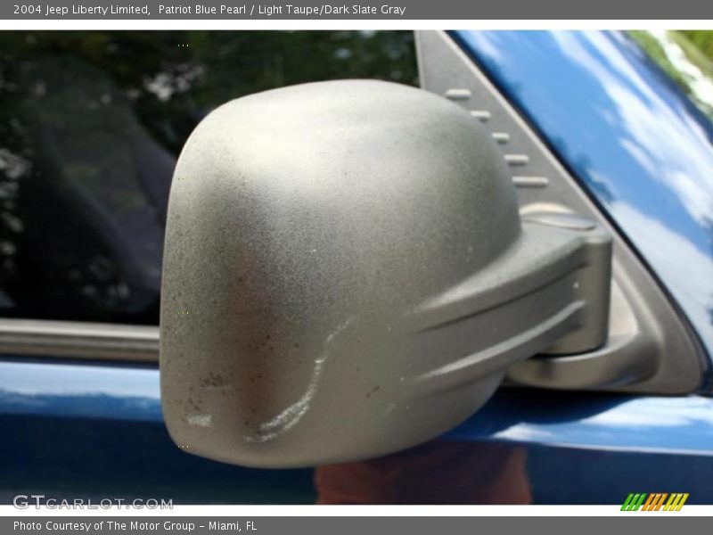Patriot Blue Pearl / Light Taupe/Dark Slate Gray 2004 Jeep Liberty Limited